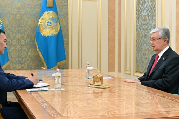 ПРЕЗИДЕНТ ҰҚК ТӨРАҒАСЫНА ТАПСЫРДЫ